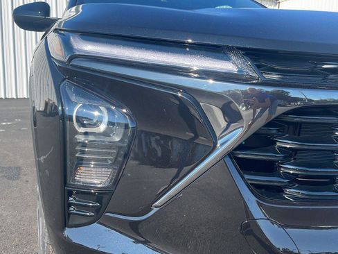 New 2025 Chevrolet Trax RS w/ Driver Confidence Package image 12