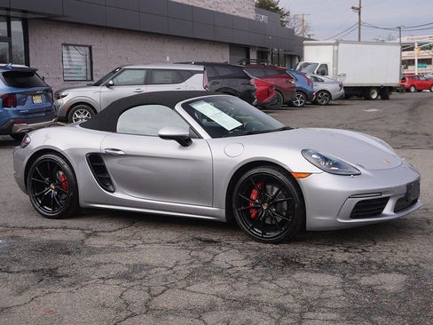 Used 2023 Porsche 718 Boxster S w/ Sport Chrono Package RWD image 2