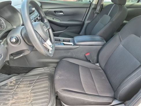 Used 2024 Nissan Sentra SV FWD image 16