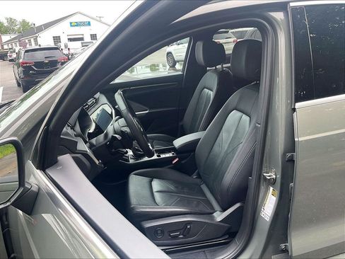 Used 2025 Audi Q3 2.0T Premium AWD/4WD image 10