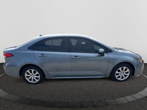 Used 2023 Toyota Corolla LE image 2