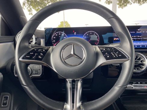 Used 2025 Mercedes-Benz CLA 250 CLA 250 image 24