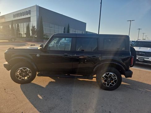 Used 2024 Ford Bronco Outer Banks AWD/4WD image 1