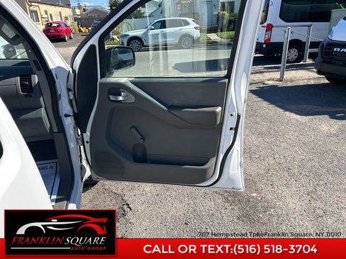 Used 2012 Nissan Frontier S w/ S Preferred Pkg image 25