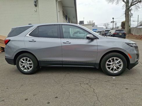 Used 2024 Chevrolet Equinox LT w/ LPO, Floor Liner Package image 9