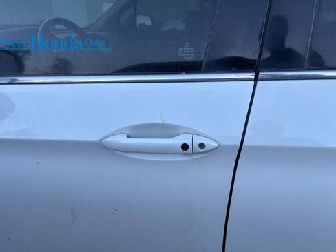 Used 2017 Honda Pilot EX-L image 19