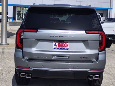 New 2026 GMC Yukon Denali w/ Advanced Technology Package AWD/4WD image 4