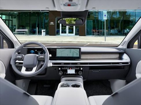 New 2026 Hyundai Ioniq 9 Limited image 11