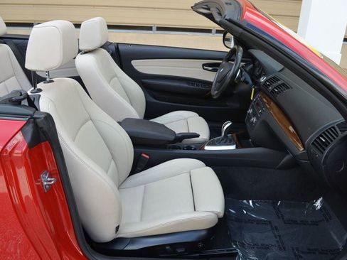 Used 2012 BMW 135i Convertible image 16