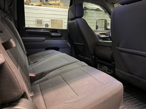 Used 2025 GMC Sierra 3500 SLE w/ SLE Value Package AWD/4WD image 29
