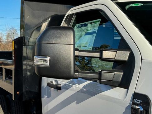 Used 2024 Ford F350 XLT image 9