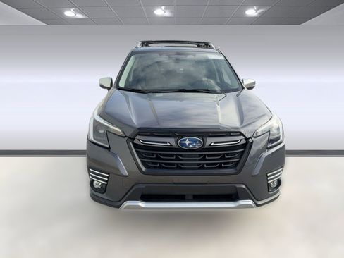 Used 2022 Subaru Forester Touring image 6