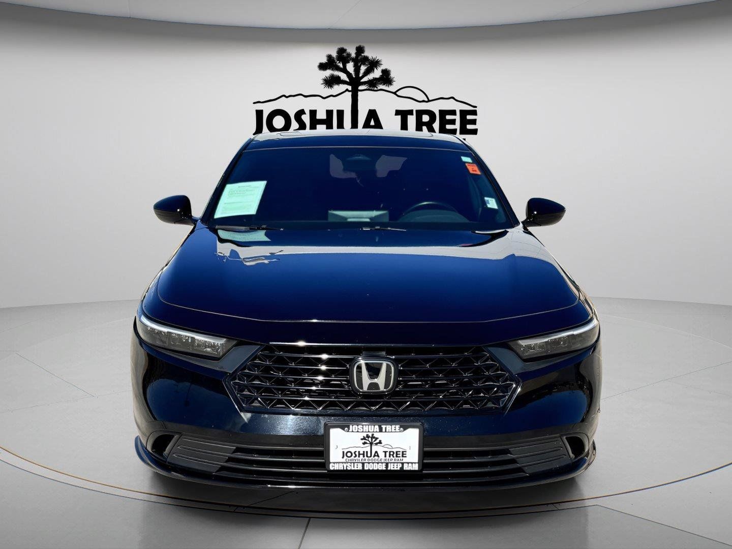 Used 2025 Honda Accord Sport image 2