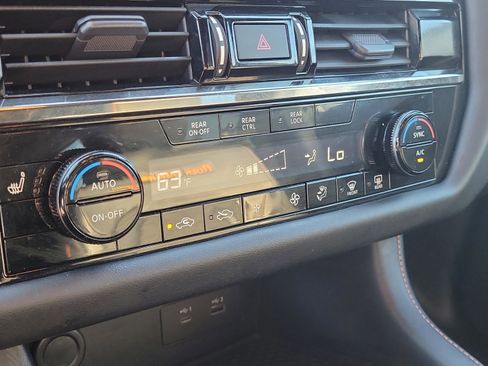 Certified 2023 Nissan Pathfinder Rock Creek image 30