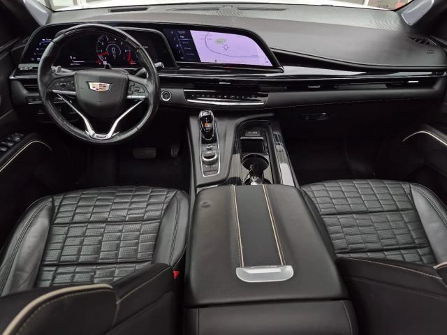 Used 2023 Cadillac Escalade ESV V w/ Heavy-Duty Trailer Package AWD/4WD image 21