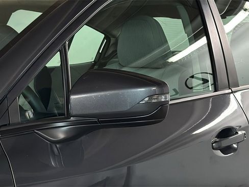 Used 2023 Subaru Legacy Premium image 5