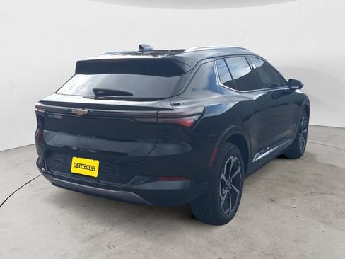 Used 2024 Chevrolet Equinox EV LT FWD image 5