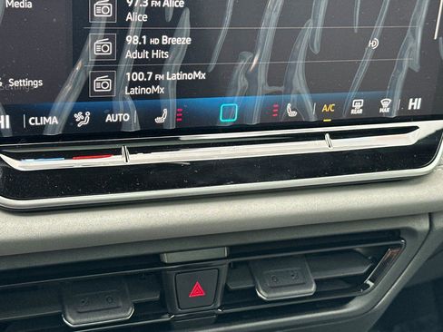 New 2026 Volkswagen Tiguan SE R-Line image 19