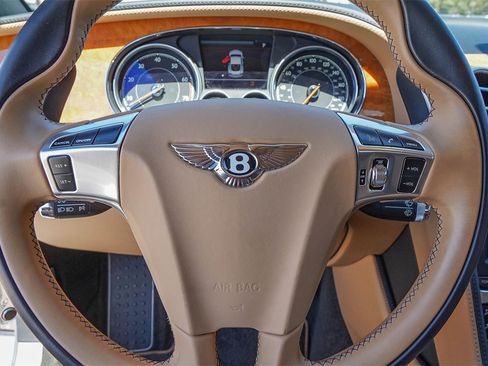 Used 2016 Bentley Continental GT image 22