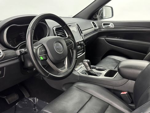 Used 2021 Jeep Grand Cherokee Limited w/ Luxury Group II image 11