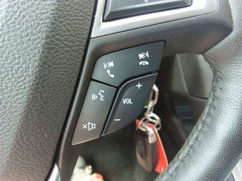Used 2016 Ford Fusion SE w/ Equipment Group 202A FWD image 18