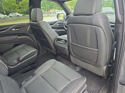 Used 2022 Cadillac Escalade Sport w/ Touring Package image 11