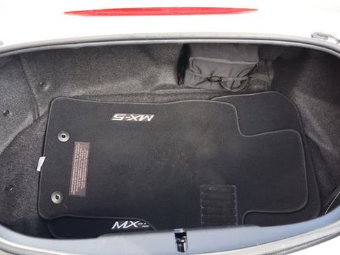 Used 2016 MAZDA MX-5 Miata Grand Touring image 18