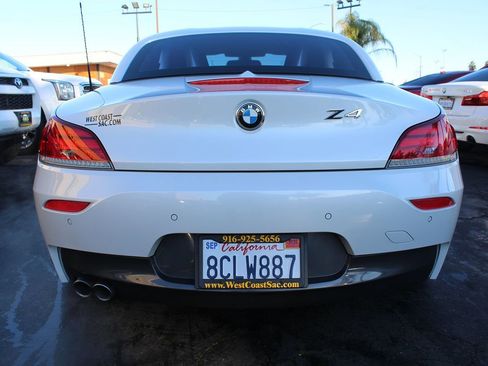 Used 2016 BMW Z4 sDrive28i image 16