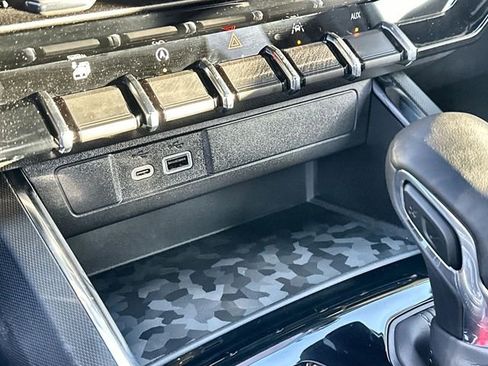 New 2025 GMC Canyon Elevation w/ Convenience Package image 36