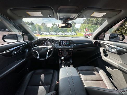 Used 2021 Chevrolet Blazer RS w/ Enhanced Convenience Package FWD image 32