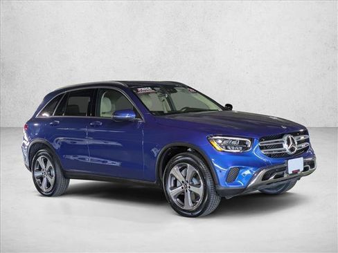 Certified 2022 Mercedes-Benz GLC 300 image 3