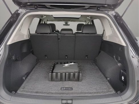 Used 2022 Volkswagen Tiguan SE image 27