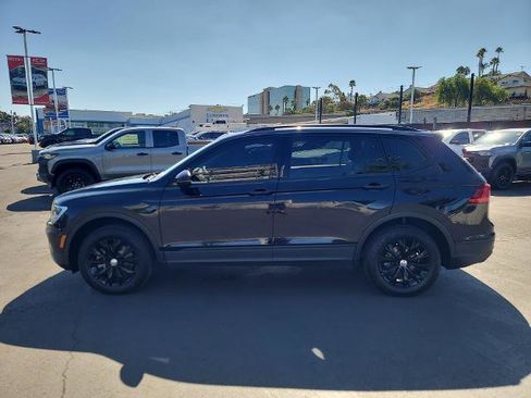 Used 2020 Volkswagen Tiguan S image 5