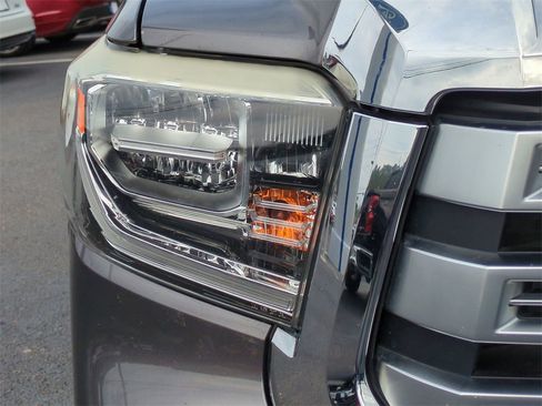 Used 2018 Toyota Tundra Limited image 10
