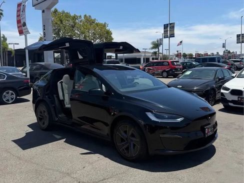 Used 2026 Tesla Model X AWD/4WD image 7