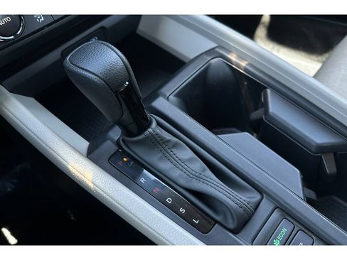 Used 2024 Honda Accord EX image 33