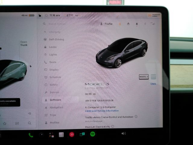 Used 2018 Tesla Model 3 Long Range RWD image 37