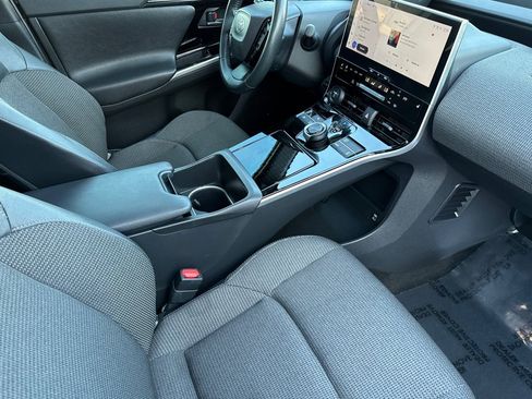 Used 2023 Toyota bZ4X XLE image 16