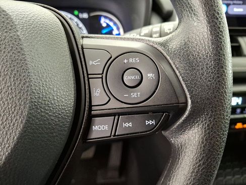 Certified 2024 Toyota RAV4 XLE image 18