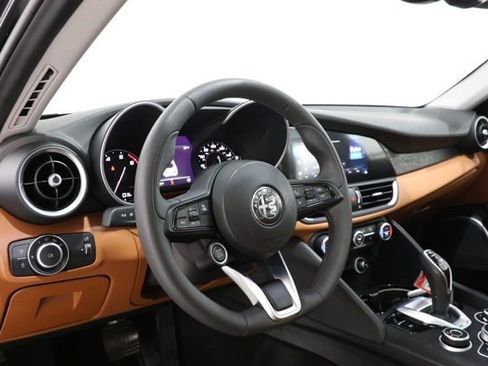 Used 2020 Alfa Romeo Giulia AWD w/ Cold Weather Package image 13