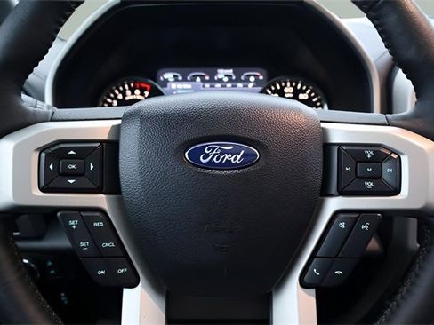 Used 2019 Ford F150 Lariat w/ Equipment Group 502A Luxury image 21