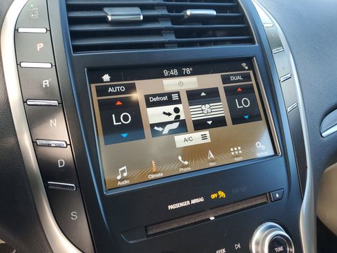 Used 2019 Lincoln MKC Reserve image 23