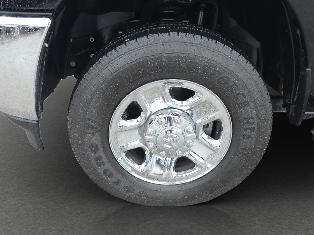 Used 2025 RAM 2500 Tradesman AWD/4WD image 2
