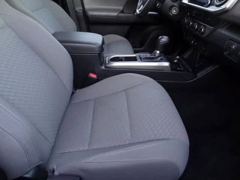 Used 2022 Toyota Tacoma SR5 image 23