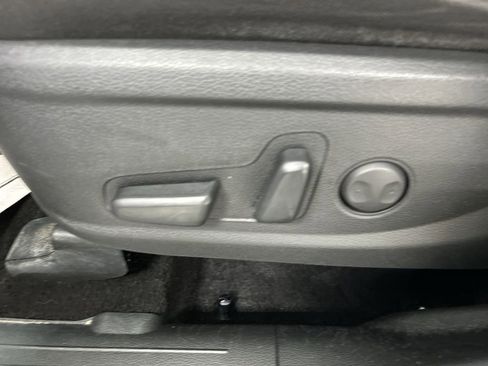 Used 2022 Hyundai Santa Fe SEL Convenience image 10