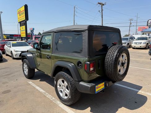Used 2021 Jeep Wrangler Sport AWD/4WD image 7