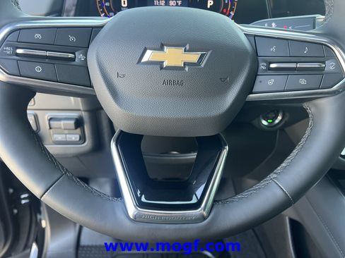 Used 2025 Chevrolet Tahoe High Country AWD/4WD image 11