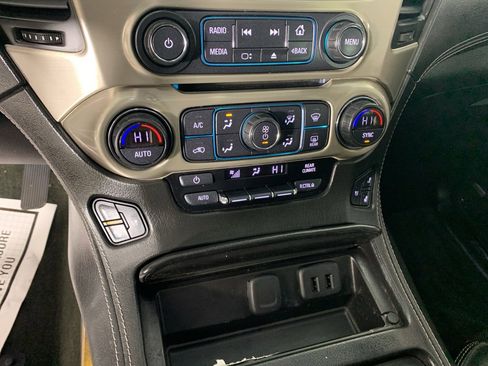 Used 2017 GMC Yukon XL Denali w/ Open Road Package image 25