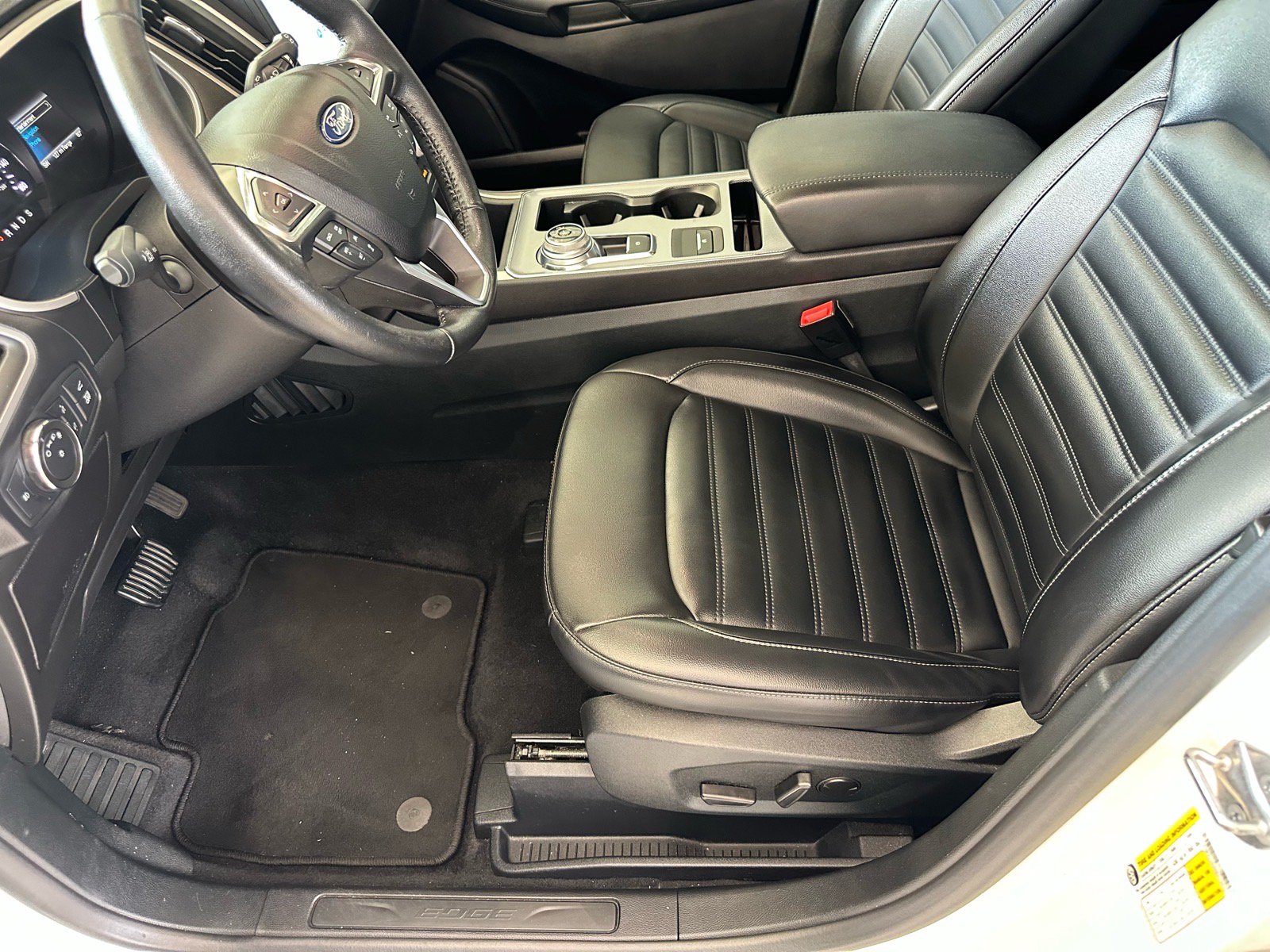 Used 2021 Ford Edge SEL w/ Convenience Package FWD image 15
