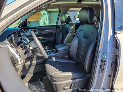 Used 2022 Kia Sorento SX image 7